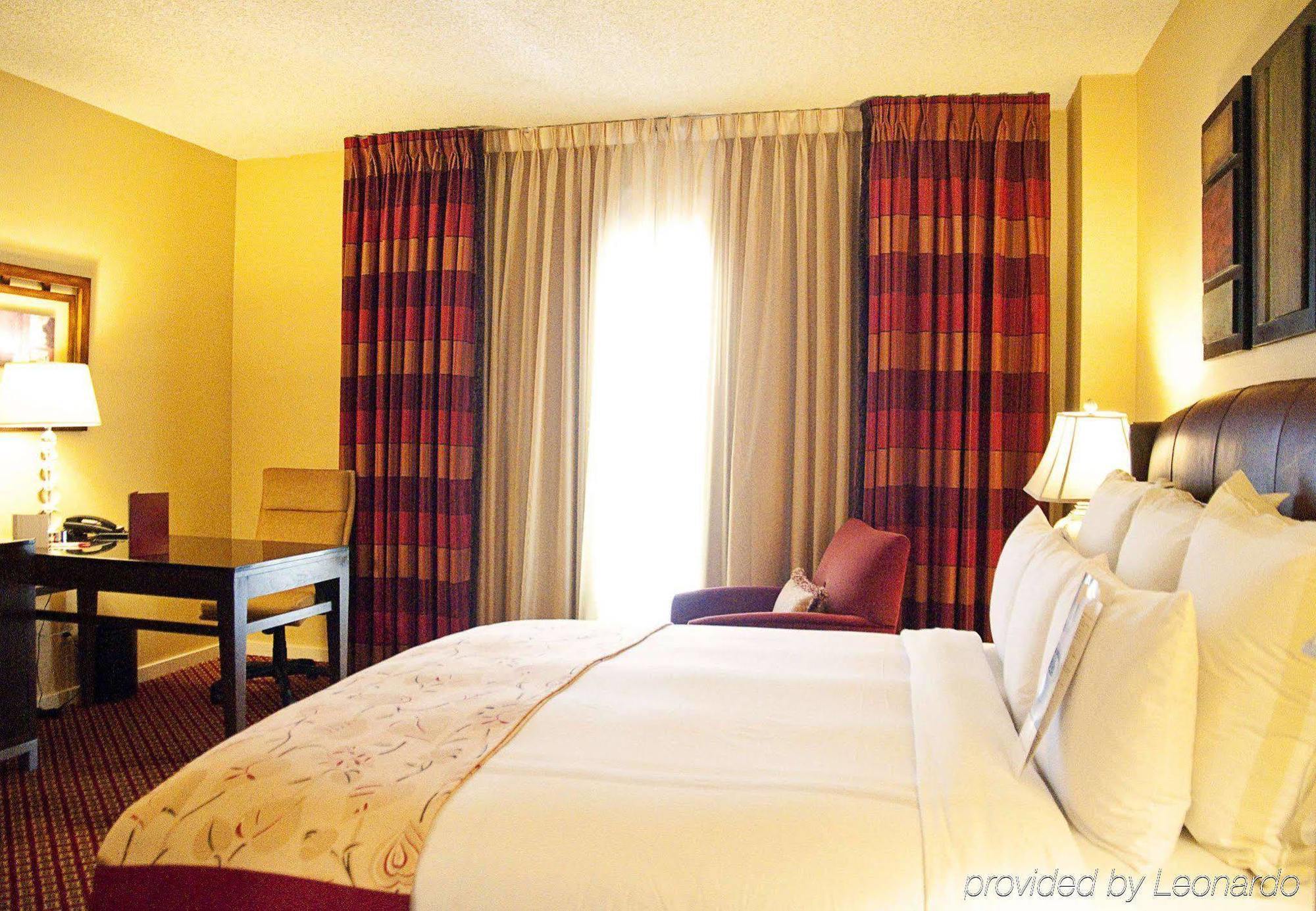Visalia Marriott At The Convention Center Exterior foto